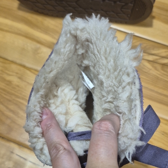 Koolaburra Kids Lavender Boots - Picture 9 of 10